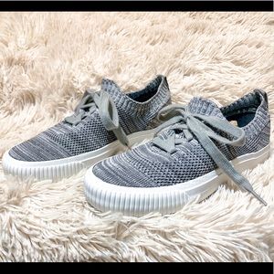 Knit Blowfish Slip-on Sneaker